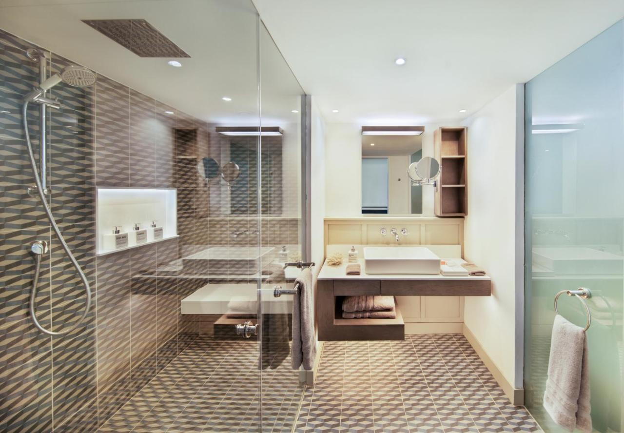 Lux* Grand Gaube Resort & Villas Ngoại thất bức ảnh Bathroom