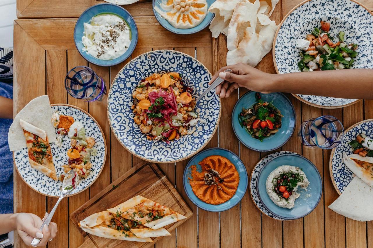 Lux* Grand Gaube Resort & Villas Ngoại thất bức ảnh A selection of Turkish cuisine