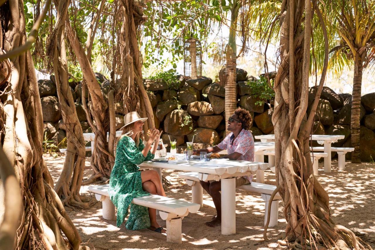 Lux* Grand Gaube Resort & Villas Ngoại thất bức ảnh The Banyan Tree