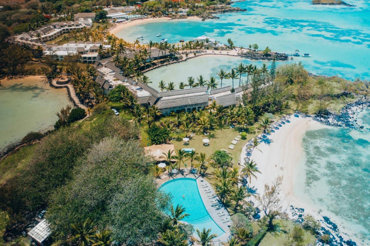 Lux* Grand Gaube Resort & Villas Ngoại thất bức ảnh Aerial view of the resort