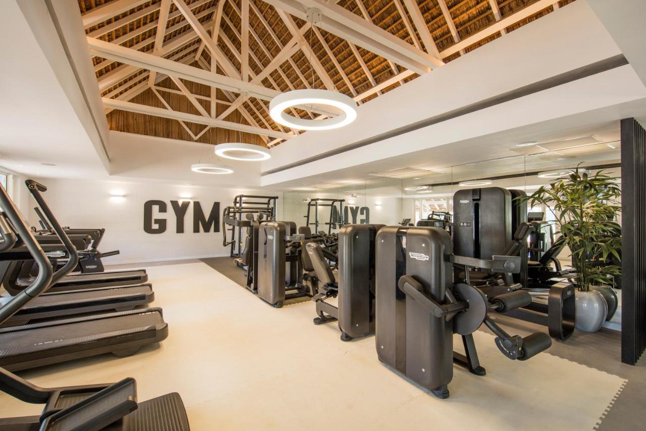 Lux* Grand Gaube Resort & Villas Ngoại thất bức ảnh The gym at the 5 * Hotel in the heart of the city