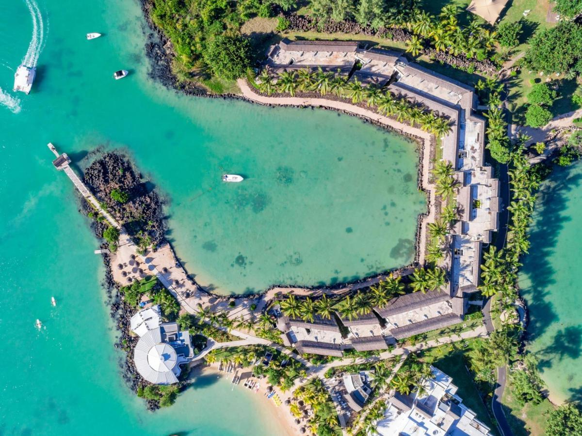 Lux* Grand Gaube Resort & Villas Ngoại thất bức ảnh Aerial view of the resort